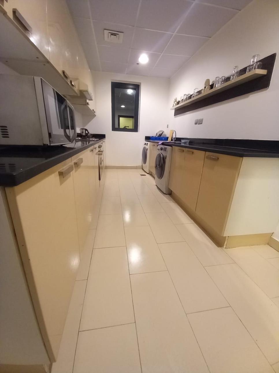Four Stars Hostel Dubai Exterior photo