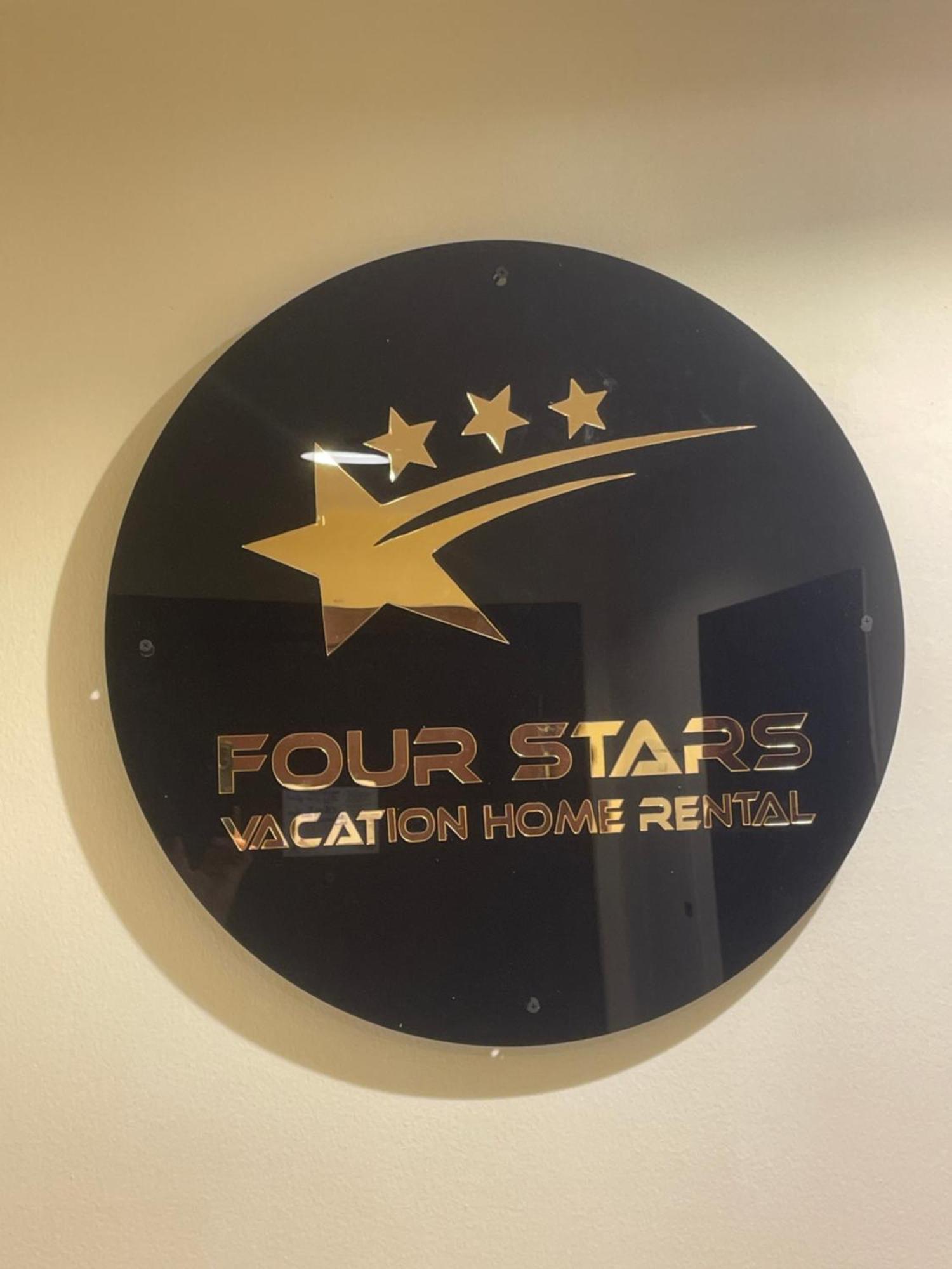 Four Stars Hostel Dubai Exterior photo