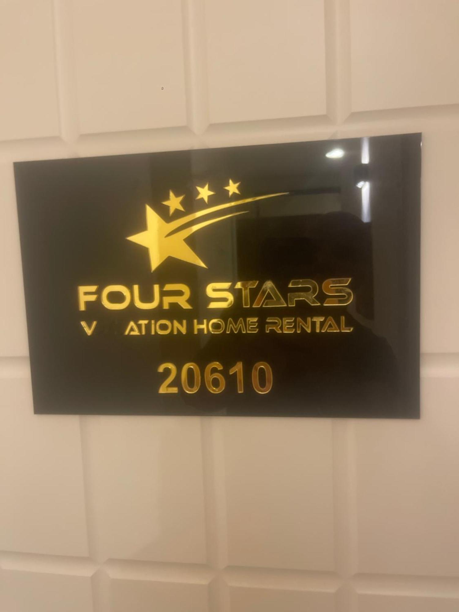 Four Stars Hostel Dubai Exterior photo